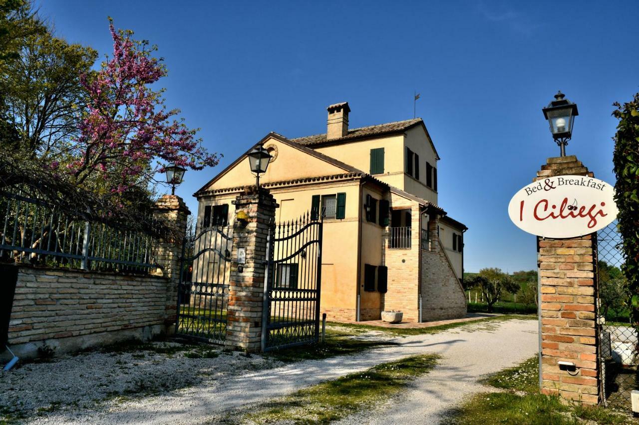 I Ciliegi Bed & Breakfast Osimo Exterior photo